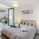 Prázdninový dům Residenza Jasmine Grey *