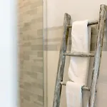 Residenza Jasmine Grey