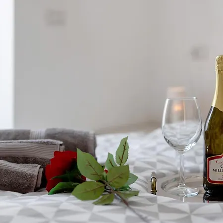 Residenza Jasmine Grey